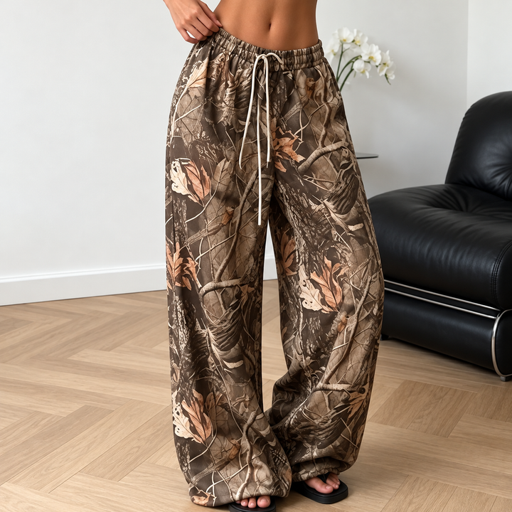 Missconduct Oversized Wide-Leg Camo Sweatpants