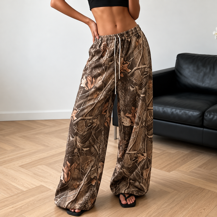 Missconduct Oversized Wide-Leg Camo Sweatpants