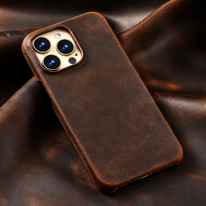 Réserve Genuine Leather MagSafe iPhone Case.