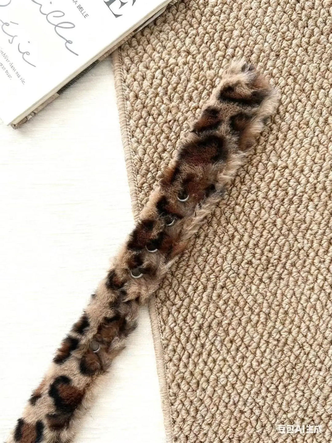 Drama Doll Fur Belt